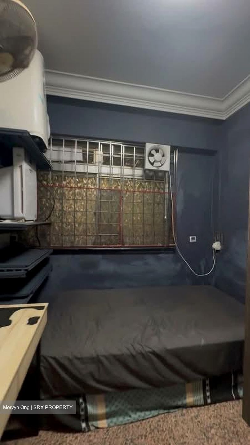Blk 162 Yung Ping Road (Jurong West), HDB Executive #591220331